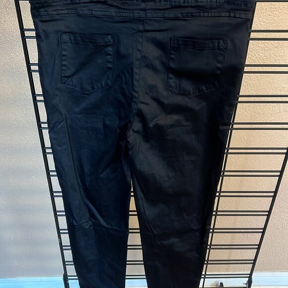 skinny distressed pants just right size large - Picture 2 of 3